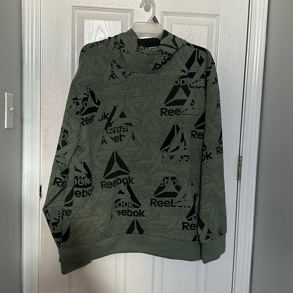 Men’s Reebok Hoodie -2XL